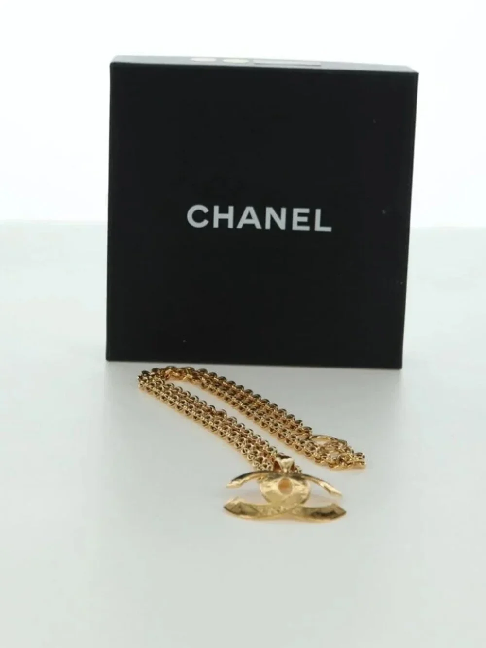 CHANEL CC Necklace metal Gold Tone CC Auth am11252SAM